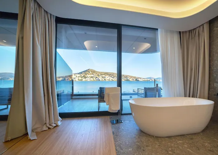Al'Yacht Premium Hotel Sarandë